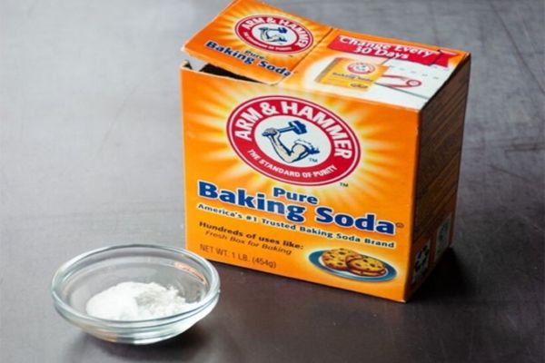 Xử lý tình trạng tắc nghẽn bồn cầu nhanh chóng bằng hỗn hợp muối và baking soda