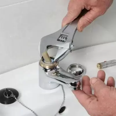 Cách thay vòi nước Lavabo đơn giản và hiệu quả tại nhà