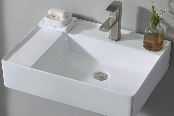 Lavabo treo tường kích thước nhỏ gọn