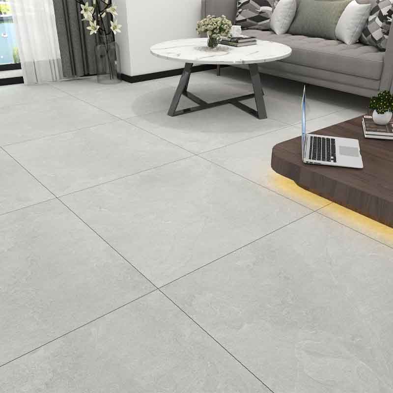 Gạch Lát Nền 80x80 Đồng Tâm PHARAON008 với bề mặt nhám mờ không chỉ chống trơn hiệu quả mà còn tạo hiệu ứng sang trọng