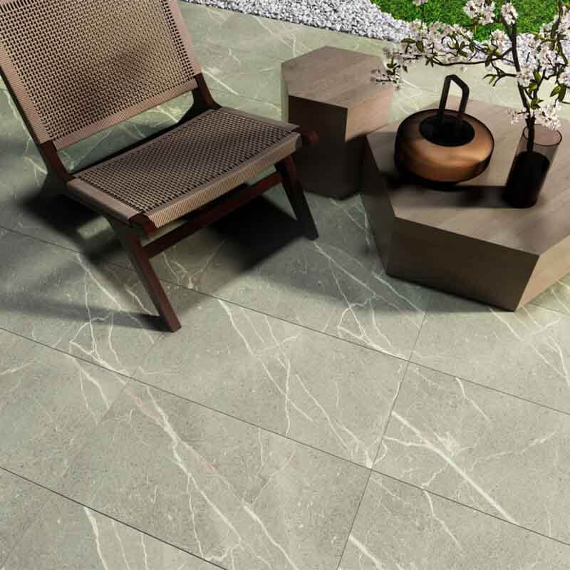 Gạch lát ban công 30x60 Đồng Tâm HOANGLIENSON010 màu xám trung tính dễ phối, bề mặt chống trượt an toàn, kích thước linh hoạt giúp hạn chế hao hụt và tiết kiệm thời gian thi công