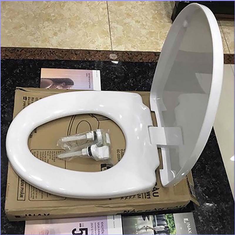 ​​​​​​​Nắp bồn cầu rơi êm Inax giá rẻ tại Nội Thất Hưng Phát