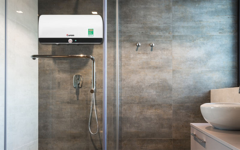 Máy nước nóng Rapido là sản phẩm của Ý thuộc thương hiệu Ferroli nổi tiếng trong lĩnh vực thiết bị gia dụng như bếp từ, máy hút mùi và các sản phẩm gia dụng khác