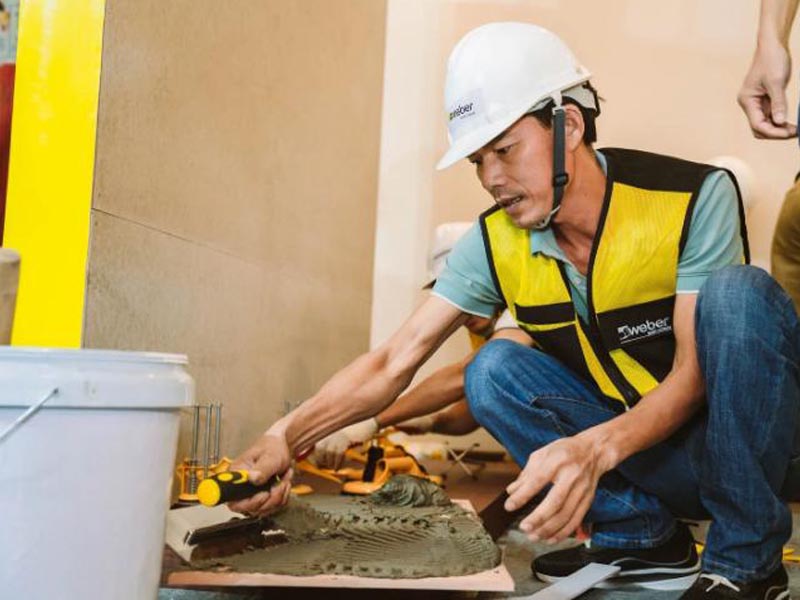 Hướng dẫn thi công keo dán gạch weber tai vis