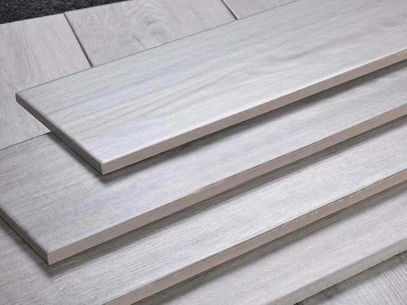 Gạch màu sáng tạo cảm giác rộng rãi