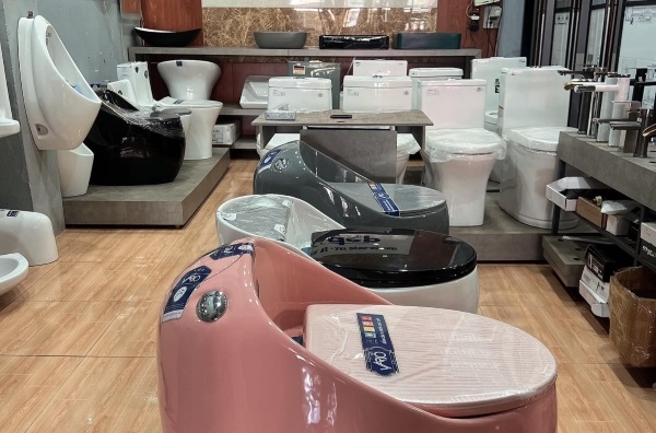 Đại lý Việt hùng Phát bày bán nhiều mẫu bồn cầu, lavabo đẹp